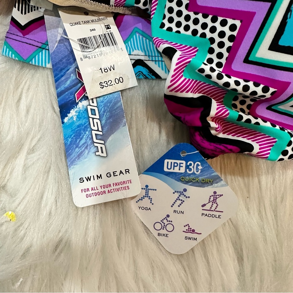 18w Swim Top - Picture 13 of 13